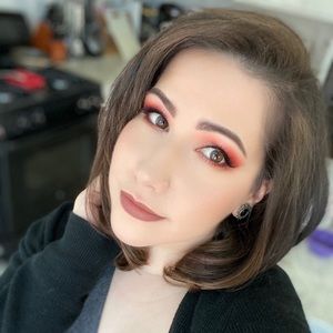 Meet your Posher, Lindsey